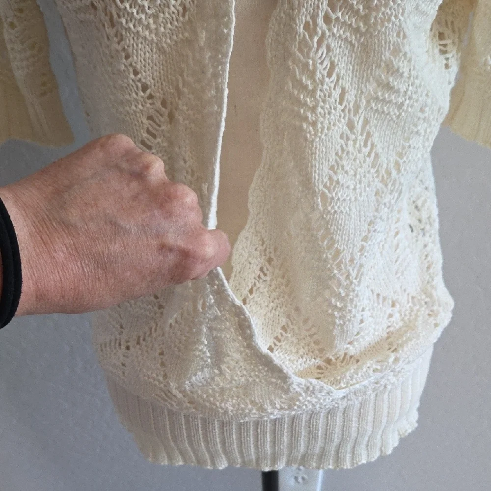 intuitions Cream Knit Wrapped Front V-neck Cardigan Size Large - Picture 4 of 8